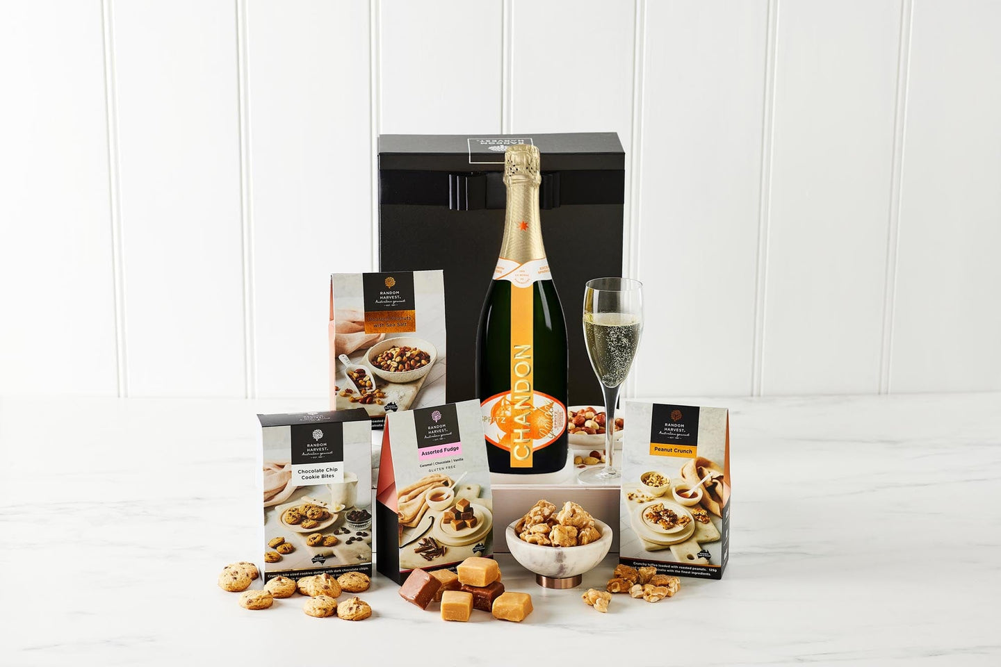 Chandon Garden Spritz Champagne Hamper