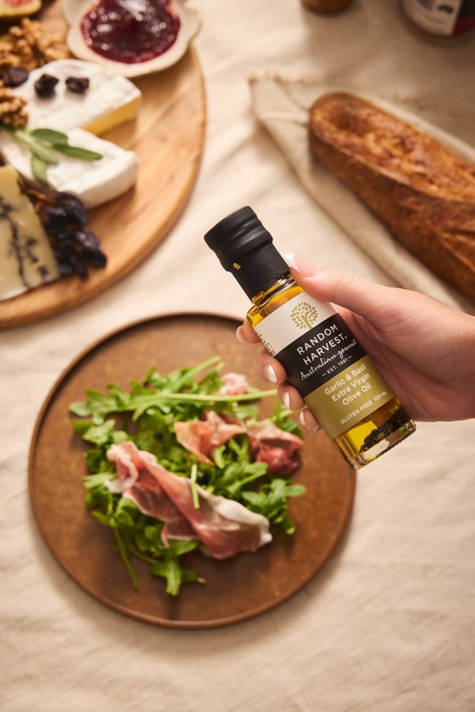 Garlic & Basil Olive Oil 100ml